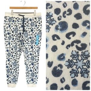 Rockin Around Snowflake Animal Print Loungewear Jogger PJ Track Sweat Pants NWOT